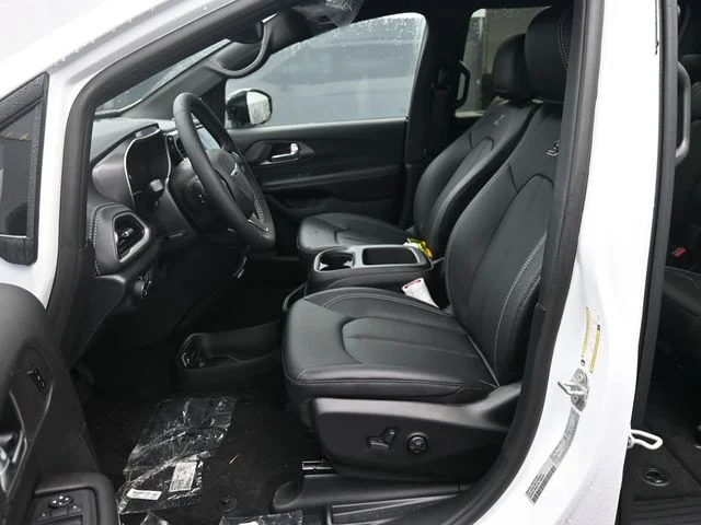 Nuevos CHRYSLER PACIFICA à Estados chez autogozo