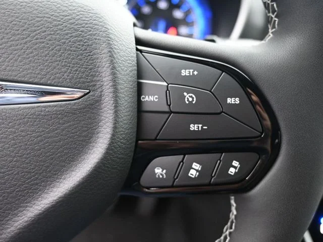 Nuevos CHRYSLER PACIFICA à Estados chez autogozo