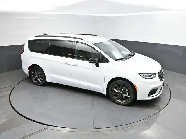 Nuevos CHRYSLER PACIFICA à Estados chez autogozo