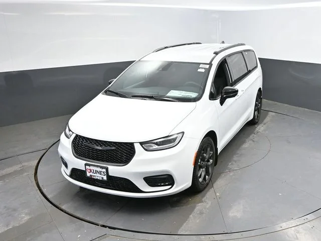 Nuevos CHRYSLER PACIFICA à Estados chez autogozo