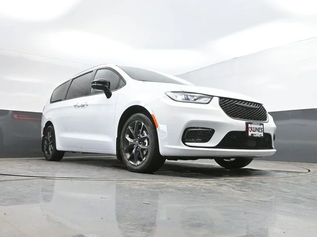 Nuevos CHRYSLER PACIFICA à Estados chez autogozo