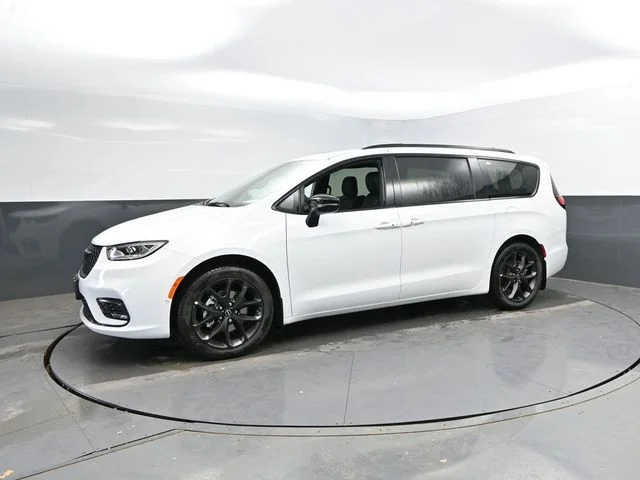 Nuevos CHRYSLER PACIFICA à Estados chez autogozo