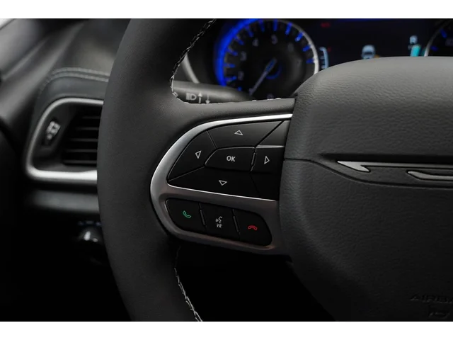 Nuevos CHRYSLER PACIFICA à Estados chez autogozo