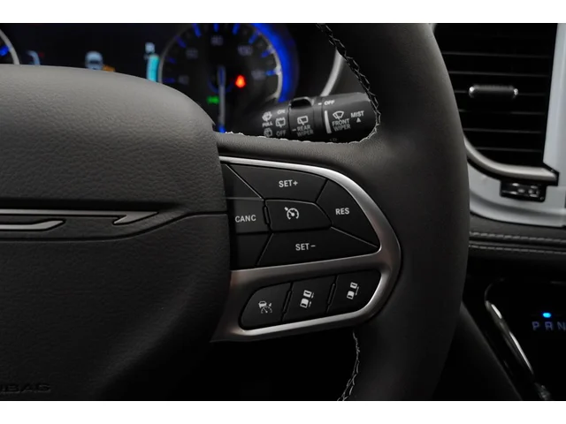 Nuevos CHRYSLER PACIFICA à Estados chez autogozo