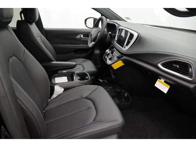 Nuevos CHRYSLER PACIFICA à Estados chez autogozo