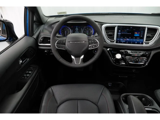 Nuevos CHRYSLER PACIFICA à Estados chez autogozo
