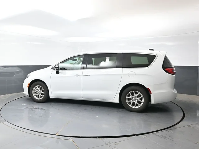SEMINUEVOS CHRYSLER Pacifica a Estados en autogozo