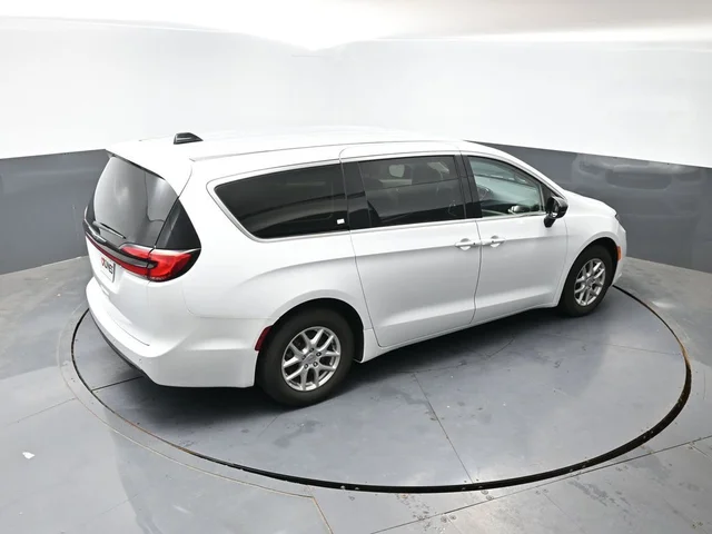 SEMINUEVOS CHRYSLER Pacifica a Estados en autogozo