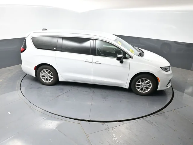 SEMINUEVOS CHRYSLER Pacifica a Estados en autogozo