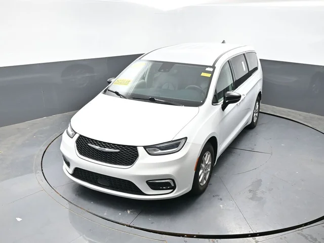 SEMINUEVOS CHRYSLER Pacifica a Estados en autogozo