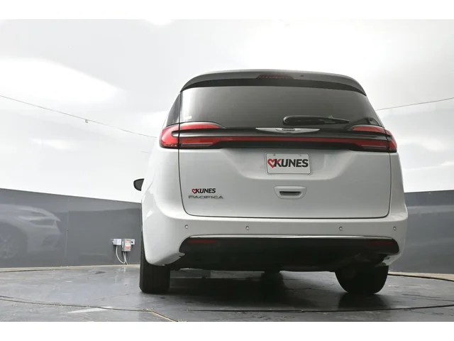 SEMINUEVOS CHRYSLER Pacifica a Estados en autogozo