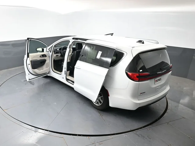 SEMINUEVOS CHRYSLER Pacifica a Estados en autogozo