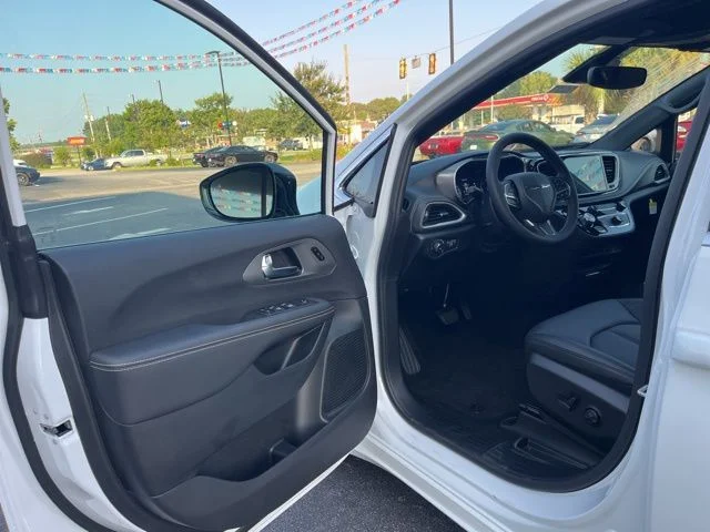 Nuevos CHRYSLER PACIFICA à Estados chez autogozo