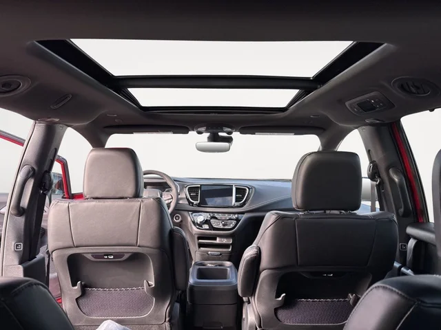 Nuevos CHRYSLER PACIFICA à Estados chez autogozo