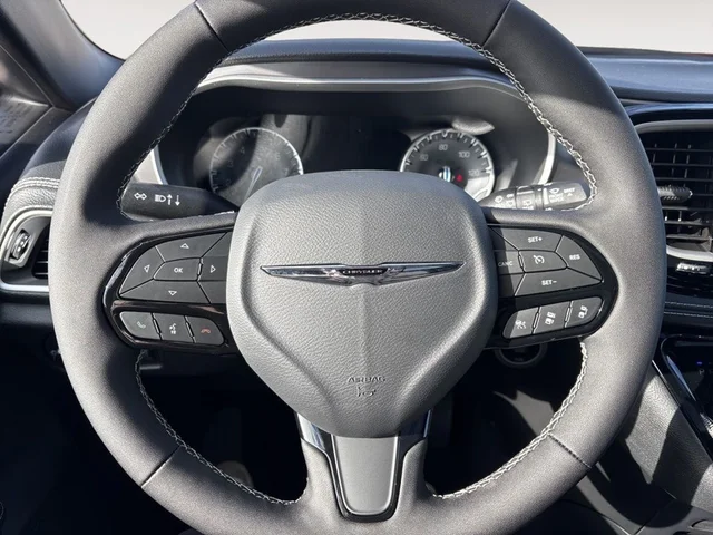 Nuevos CHRYSLER PACIFICA à Estados chez autogozo