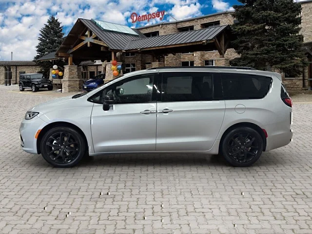 Nuevos CHRYSLER PACIFICA à Estados chez autogozo
