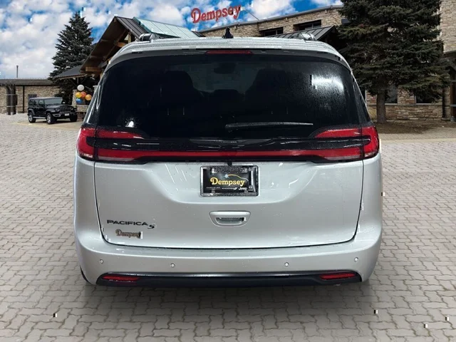 Nuevos CHRYSLER PACIFICA à Estados chez autogozo