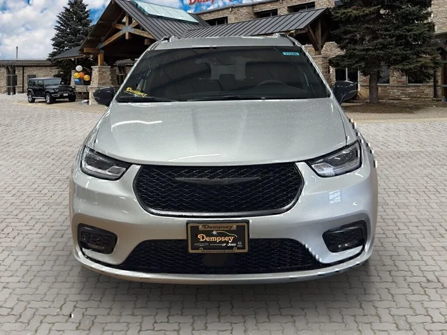 Nuevos CHRYSLER PACIFICA à Estados chez autogozo