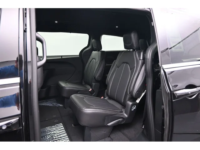 Nuevos CHRYSLER PACIFICA à Estados chez autogozo