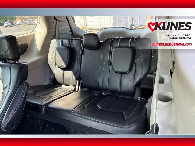 SEMINUEVOS CHRYSLER Pacifica a Estados en autogozo