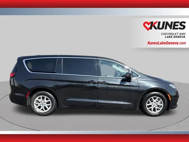 SEMINUEVOS CHRYSLER Pacifica a Estados en autogozo