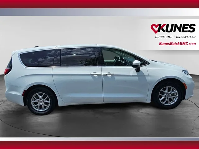 SEMINUEVOS CHRYSLER Pacifica a Estados en autogozo
