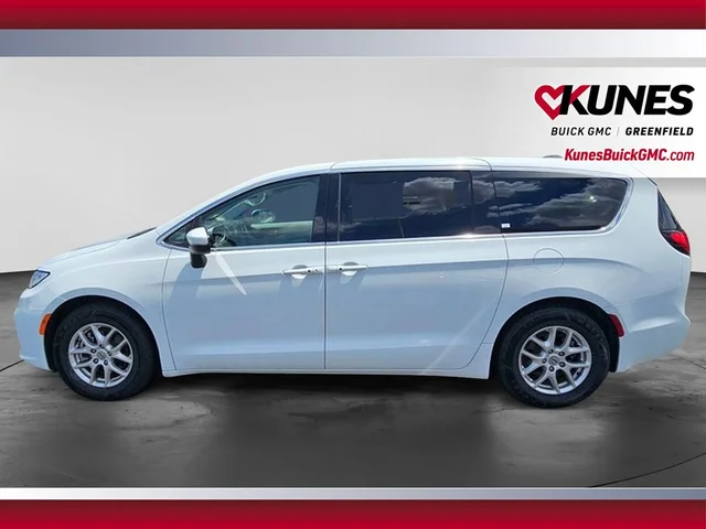 SEMINUEVOS CHRYSLER Pacifica a Estados en autogozo