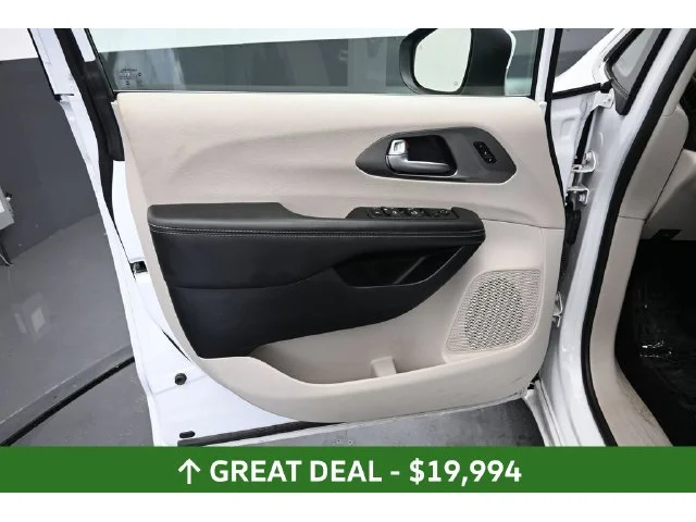SEMINUEVOS CHRYSLER Pacifica a Estados en autogozo