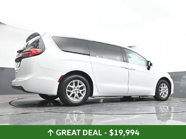 SEMINUEVOS CHRYSLER Pacifica a Estados en autogozo
