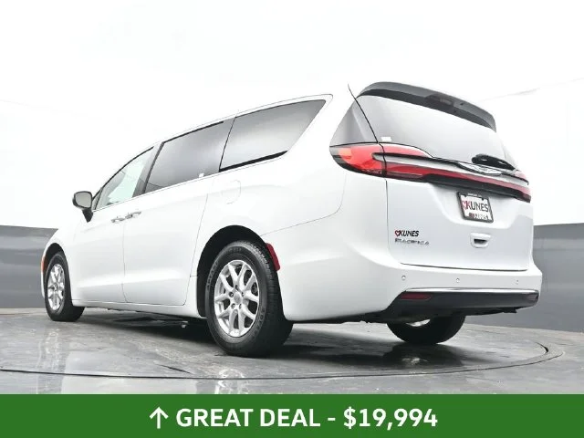 SEMINUEVOS CHRYSLER Pacifica a Estados en autogozo
