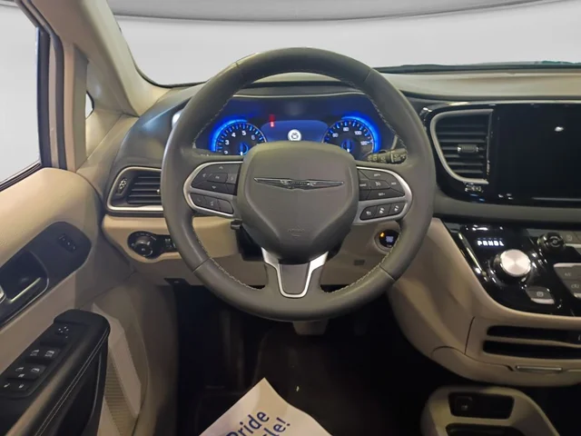 SEMINUEVOS CHRYSLER Pacifica a Estados en autogozo