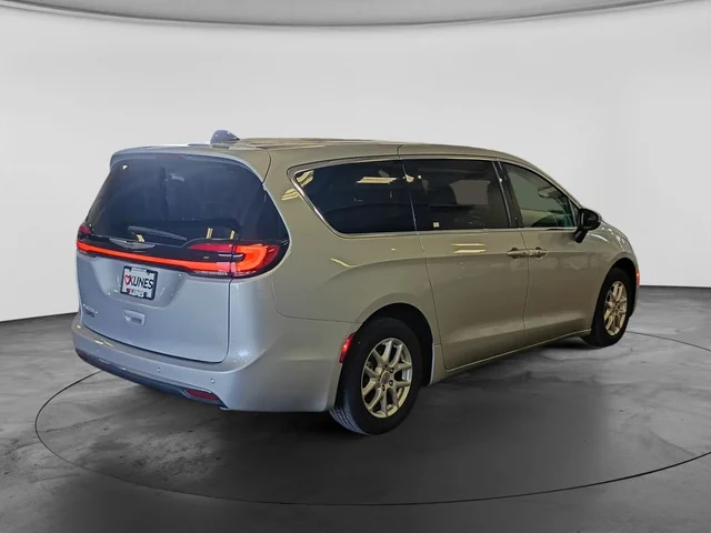 SEMINUEVOS CHRYSLER Pacifica a Estados en autogozo