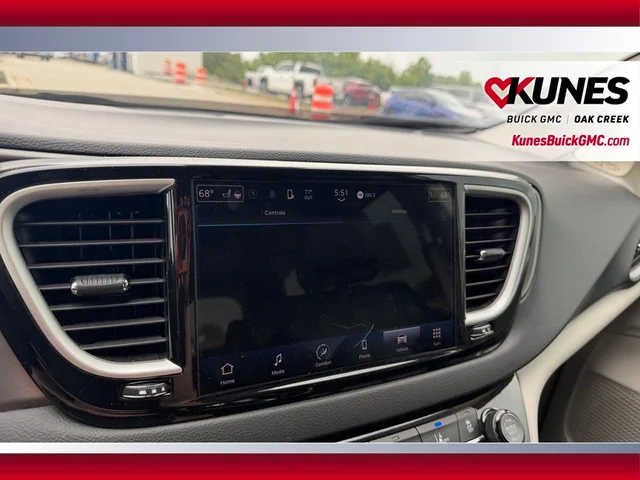 SEMINUEVOS CHRYSLER Pacifica a Estados en autogozo