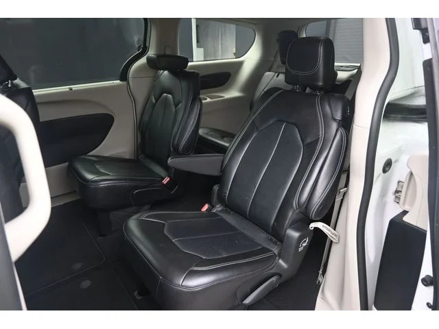 SEMINUEVOS CHRYSLER Pacifica a Estados en autogozo