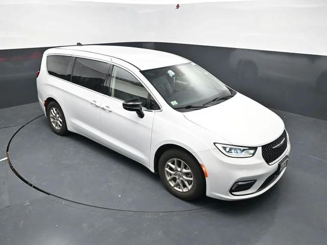 SEMINUEVOS CHRYSLER Pacifica a Estados en autogozo