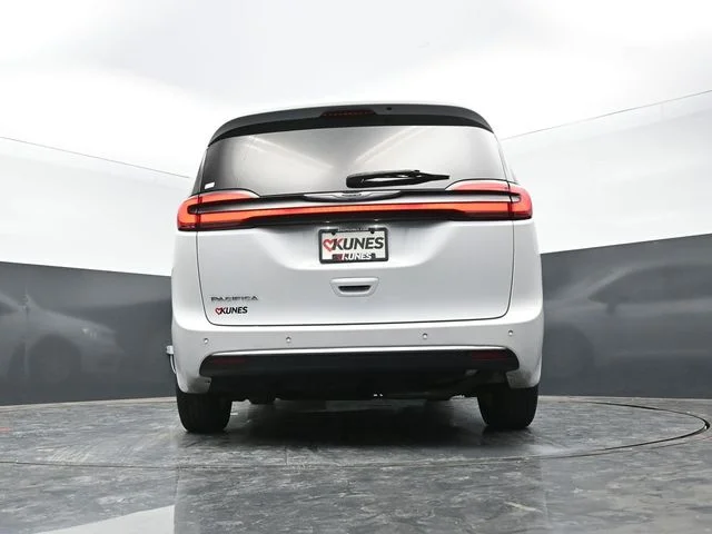 SEMINUEVOS CHRYSLER Pacifica a Estados en autogozo
