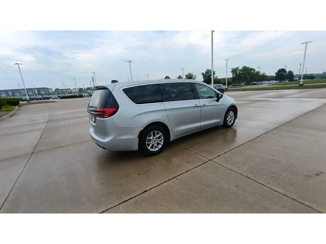 SEMINUEVOS CHRYSLER Pacifica a Estados en autogozo
