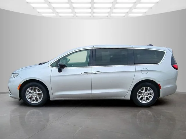 SEMINUEVOS CHRYSLER Pacifica a Estados en autogozo