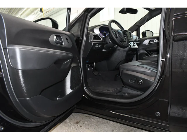 SEMINUEVOS CHRYSLER Pacifica a Estados en autogozo