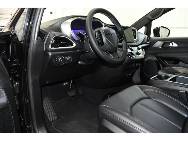 SEMINUEVOS CHRYSLER Pacifica a Estados en autogozo
