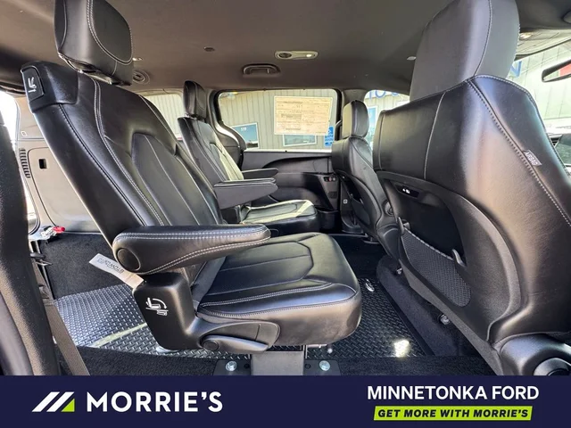 SEMINUEVOS CHRYSLER Pacifica a Estados en autogozo