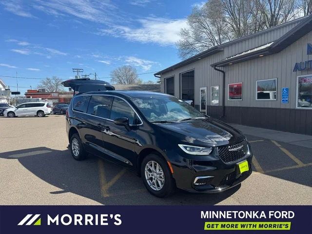 SEMINUEVOS CHRYSLER Pacifica a Estados en autogozo