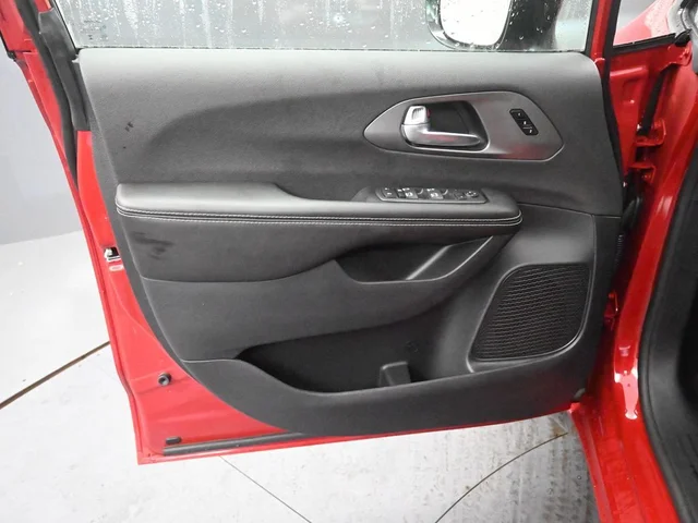 Nuevos CHRYSLER PACIFICA à Estados chez autogozo