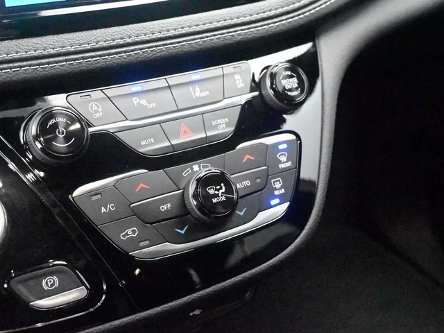 Nuevos CHRYSLER PACIFICA à Estados chez autogozo