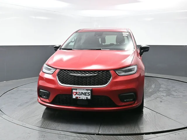 Nuevos CHRYSLER PACIFICA à Estados chez autogozo