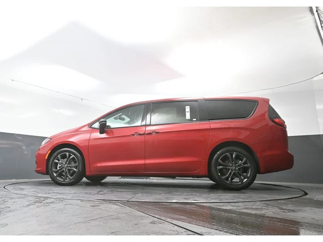 Nuevos CHRYSLER PACIFICA à Estados chez autogozo
