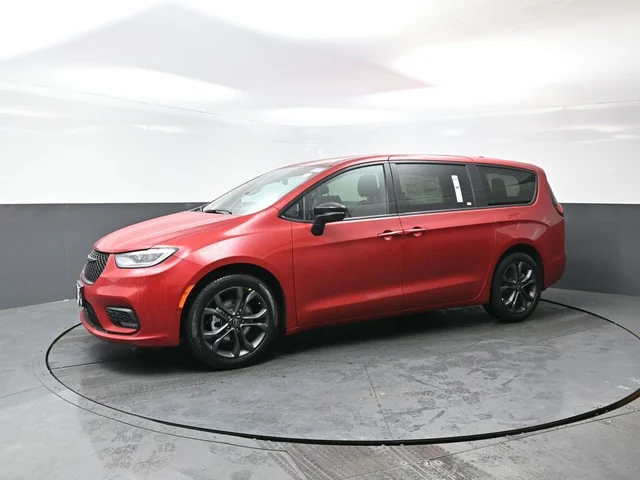 Nuevos CHRYSLER PACIFICA à Estados chez autogozo