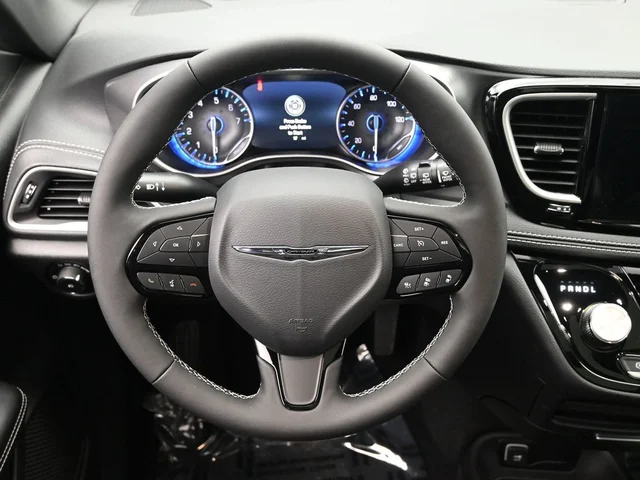 Nuevos CHRYSLER PACIFICA à Estados chez autogozo