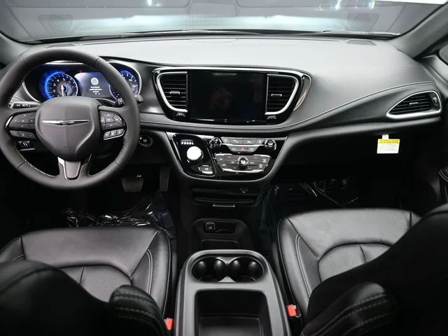 Nuevos CHRYSLER PACIFICA à Estados chez autogozo