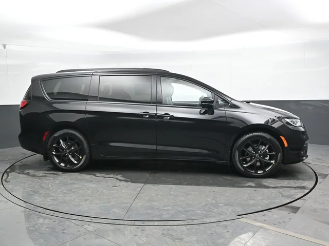 Nuevos CHRYSLER PACIFICA à Estados chez autogozo